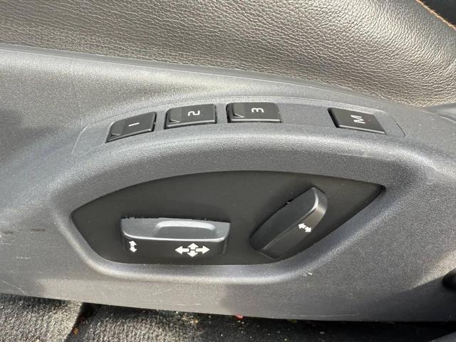 Photo of 2015 WHITE Volvo V60 Cross Country