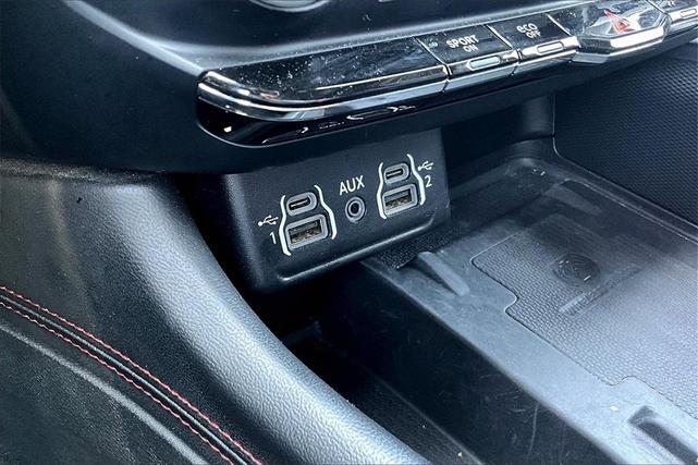Photo of 2023 White Knuckle Clearcoat Dodge Durango