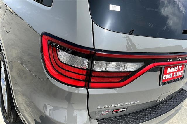 Photo of 2023 Destroyer Gray Clearcoat Dodge Durango