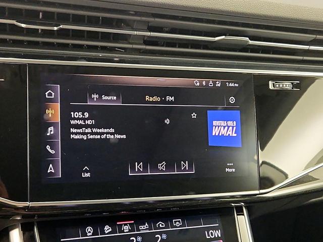 Photo of 2019 White Audi Q8