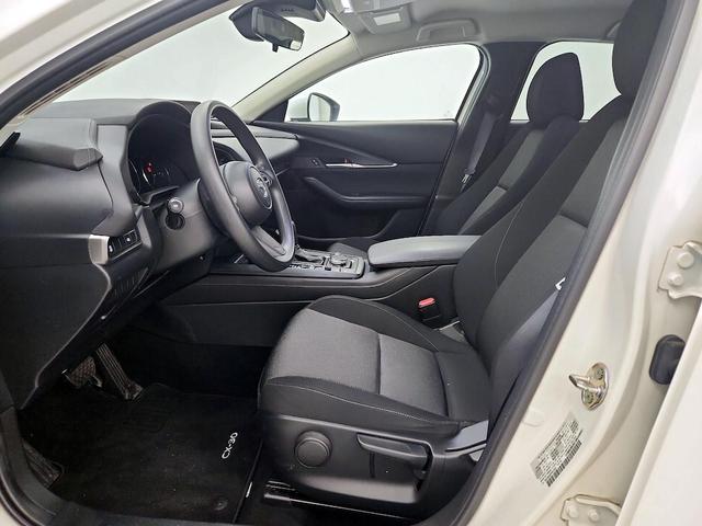 Photo of 2023 Pearl Mazda CX-30