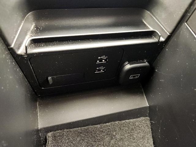 Photo of 2023 Pearl Mazda CX-30