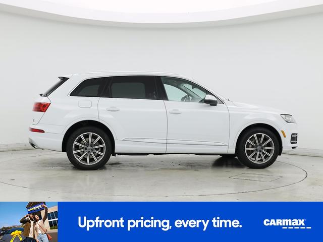 Photo of 2018 Pearl Audi Q7