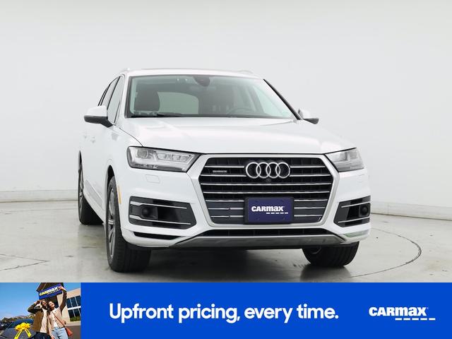 Photo of 2018 Pearl Audi Q7