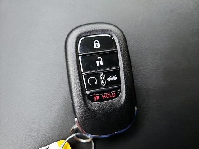 Photo of 2023 White Honda Accord
