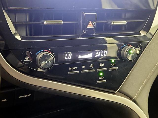 Photo of 2022 Silver Toyota Camry
