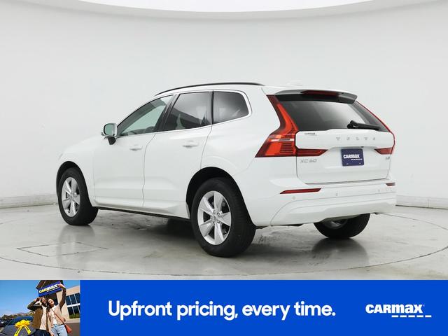 Photo of 2022 Pearl Volvo XC60