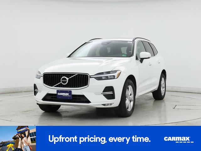 Photo of 2022 Pearl Volvo XC60