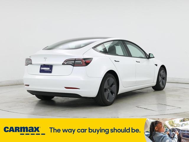 Photo of 2023 White Tesla Model 3