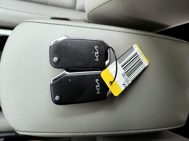 Photo of 2022 White Kia Soul