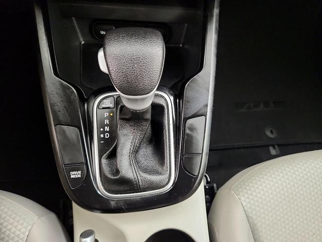 Photo of 2022 White Kia Soul