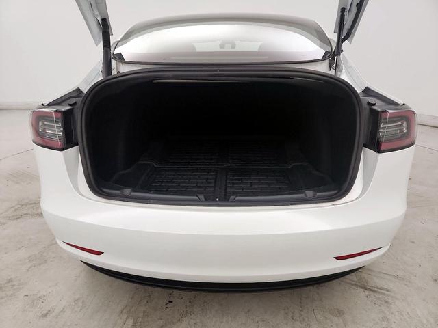 Photo of 2023 White Tesla Model 3