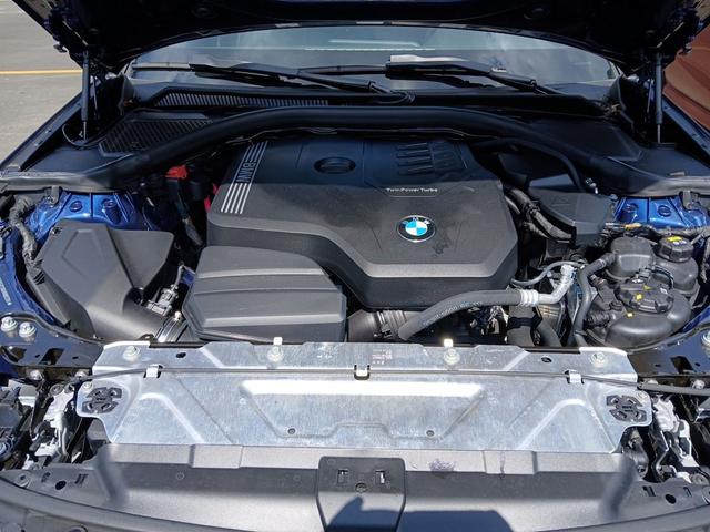 Photo of 2021 Blue BMW 330