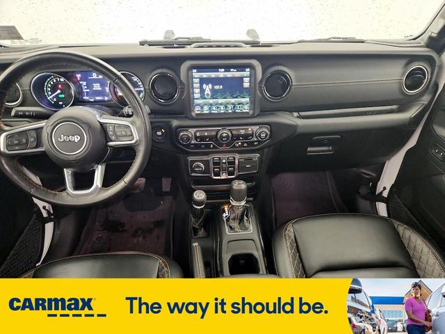 Photo of 2022 White Jeep Wrangler Unlimited 4xe