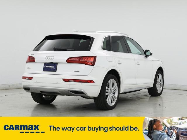 Photo of 2020 White Audi Q5