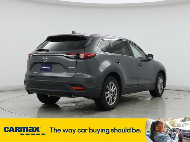 Photo of 2018 Gray Mazda CX-9