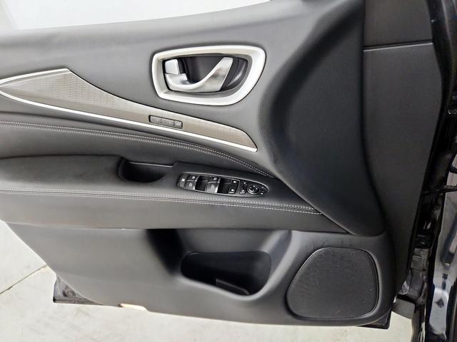 Photo of 2019 Blue INFINITI QX60