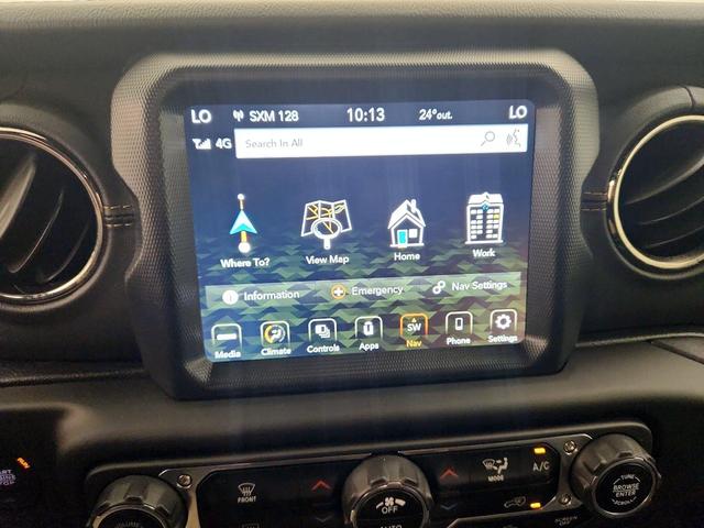 Photo of 2021 Gray Jeep Gladiator
