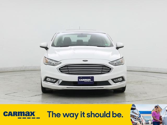 Photo of 2017 White Ford Fusion