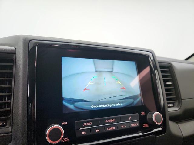 Photo of 2022 Gray Nissan Frontier