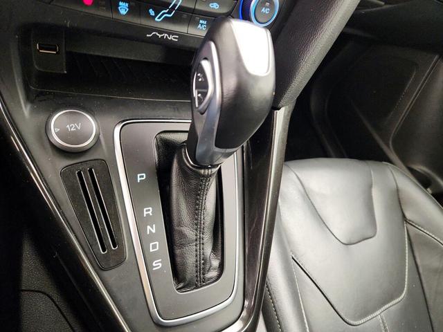 Photo of 2015 Black Ford Focus