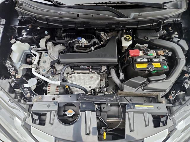 Photo of 2017 Black Nissan Rogue