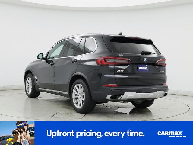 Photo of 2022 Black BMW X5