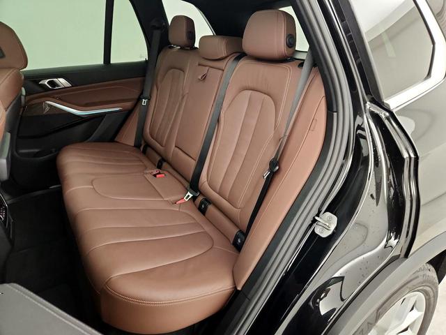 Photo of 2022 Black BMW X5