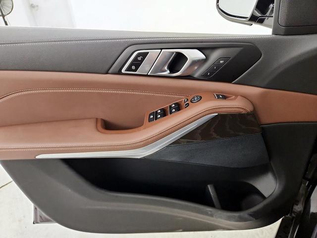 Photo of 2022 Black BMW X5