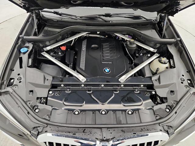 Photo of 2022 Black BMW X5
