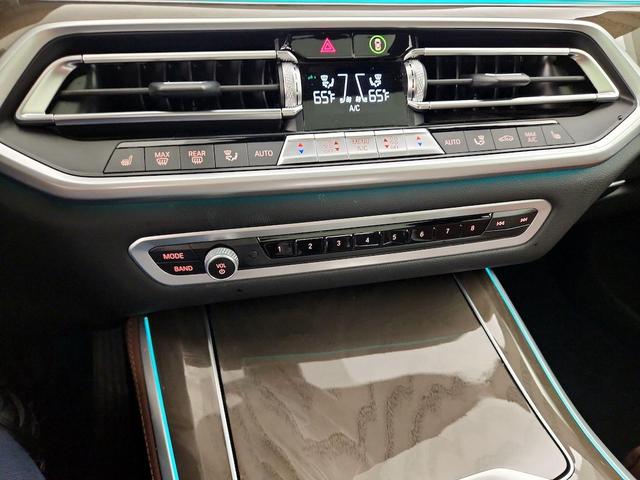 Photo of 2022 Black BMW X5