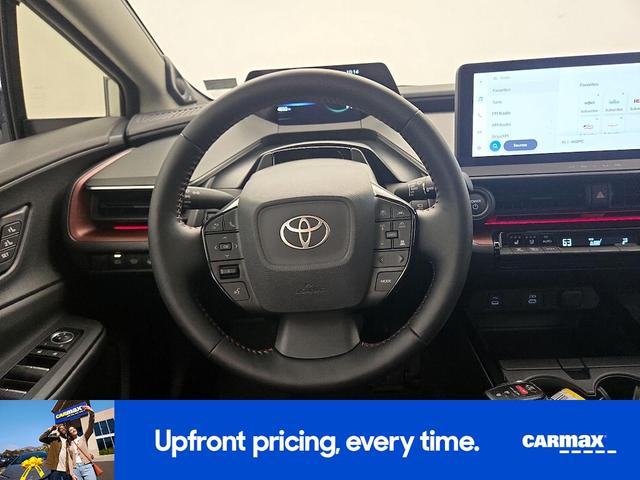 Photo of 2024 White Toyota Prius Prime