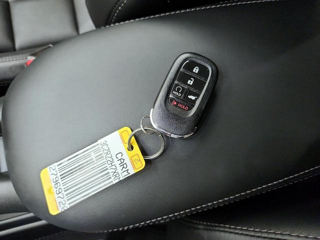 Photo of 2024 Gray Honda HR-V