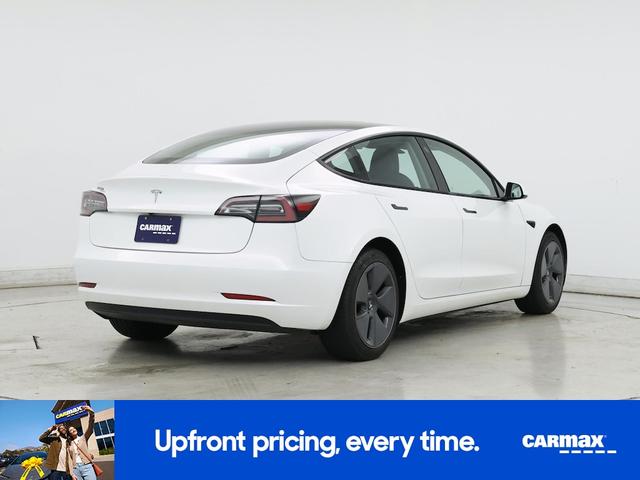 Photo of 2023 White Tesla Model 3