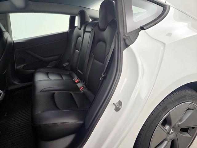 Photo of 2023 White Tesla Model 3