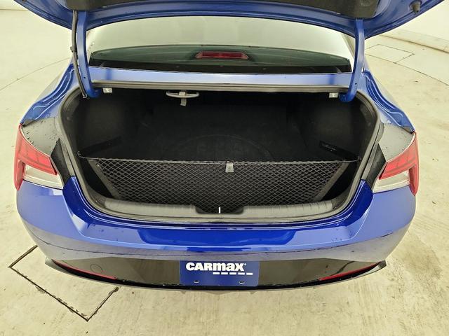 Photo of 2023 Blue Hyundai ELANTRA