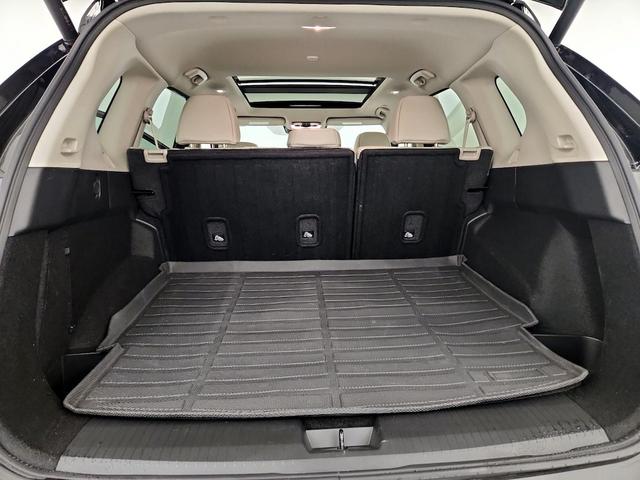 Photo of 2023 Black Nissan Rogue