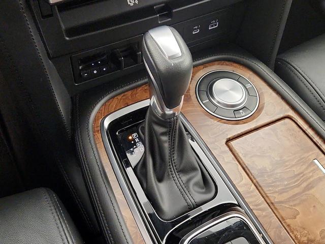 Photo of 2023 Gray Nissan Armada
