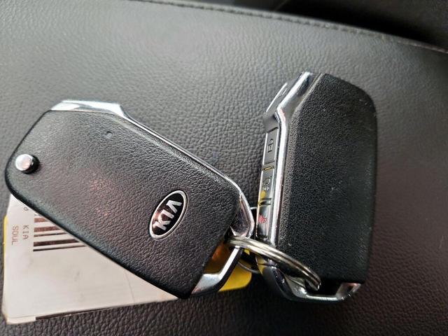 Photo of 2020 Silver Kia Soul