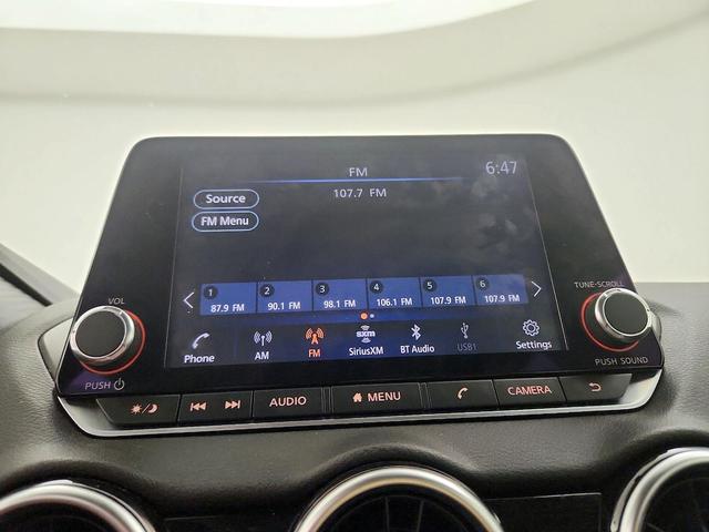 Photo of 2020 Silver Nissan Sentra