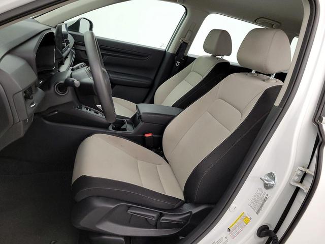 Photo of 2023 White Honda CR-V
