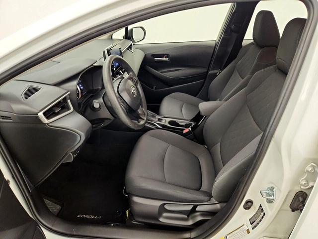 Photo of 2021 White Toyota Corolla