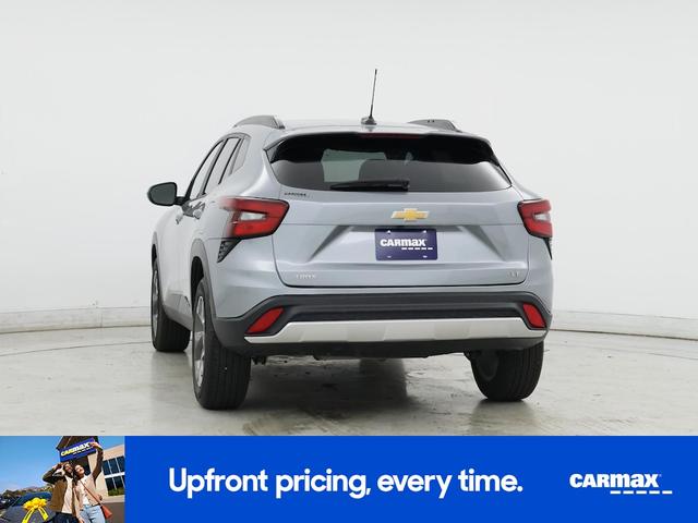 Photo of 2025 Gray Chevrolet Trax