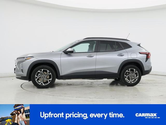Photo of 2025 Gray Chevrolet Trax