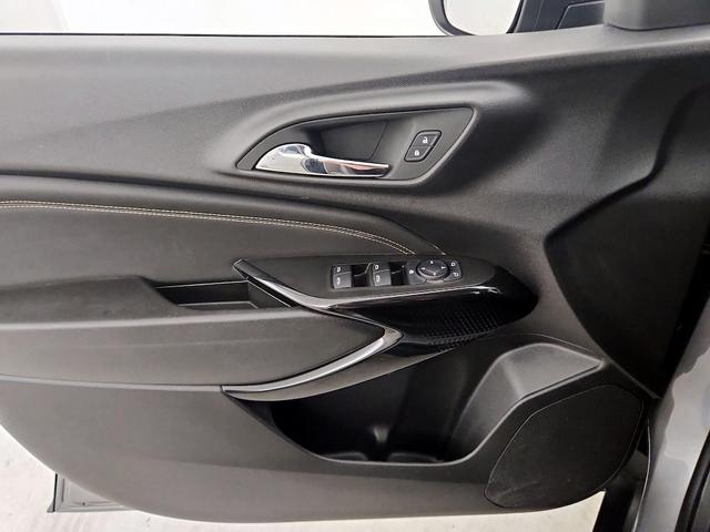 Photo of 2025 Gray Chevrolet Trax
