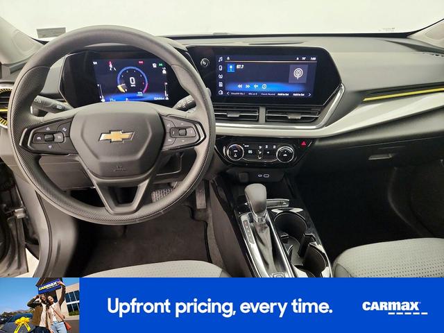 Photo of 2025 Gray Chevrolet Trax