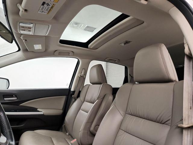 Photo of 2014 White Honda CR-V