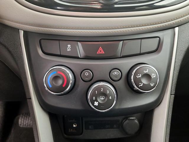 Photo of 2017 Gray Chevrolet Trax