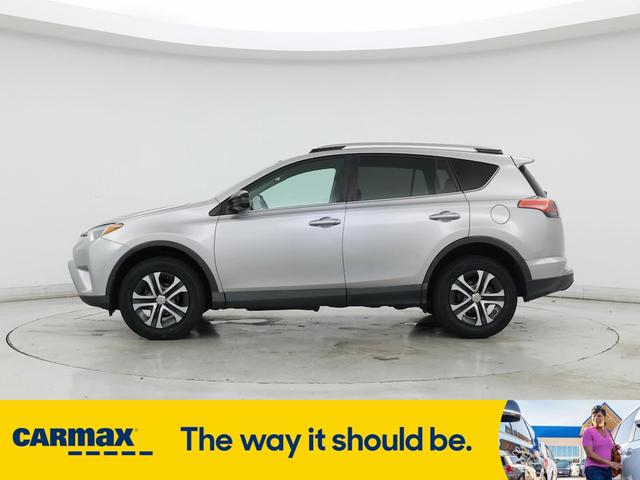 Photo of 2017 Silver Toyota RAV4