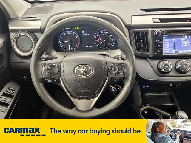 Photo of 2017 Silver Toyota RAV4